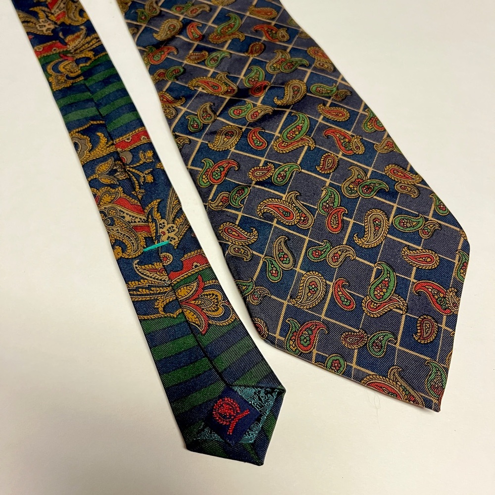 Vintage Tommy Hilfiger Paisley Silk Tie